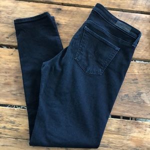 AG Stevie Ankle Jeans 28